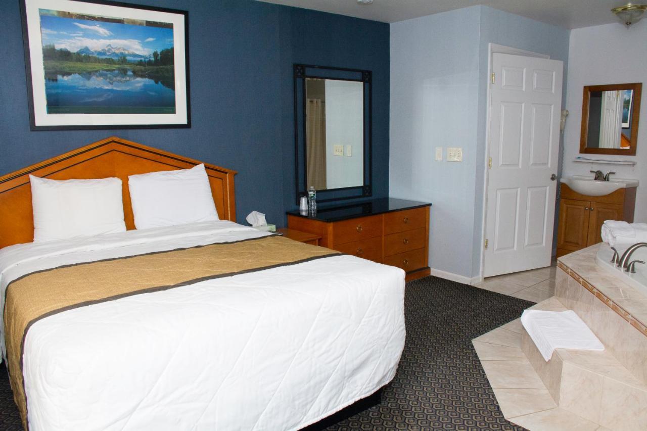 At 9 Motel Howell Εξωτερικό φωτογραφία