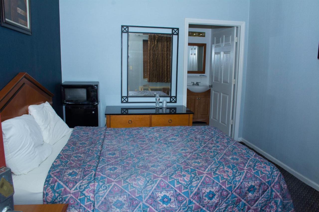 At 9 Motel Howell Εξωτερικό φωτογραφία