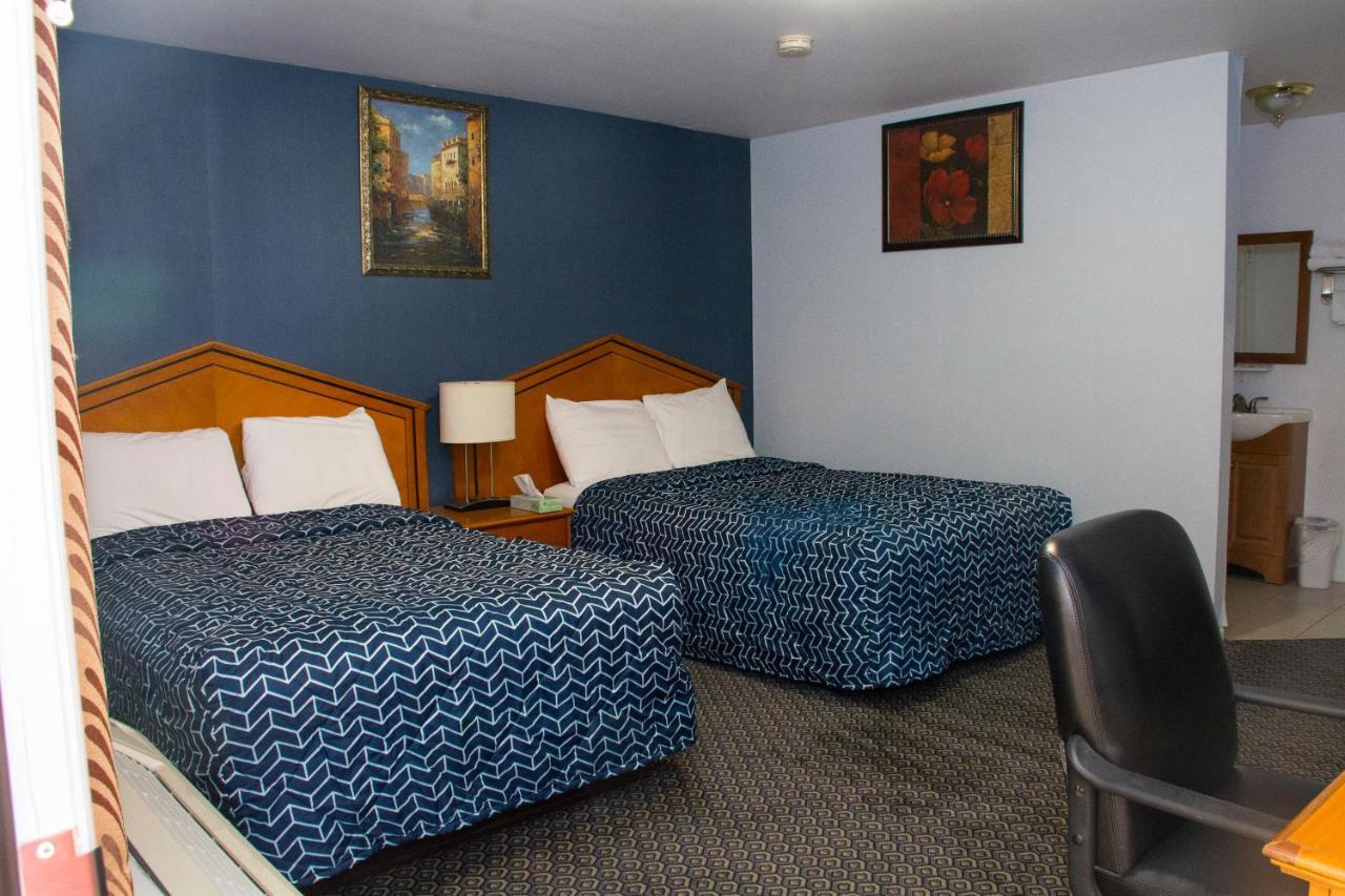 At 9 Motel Howell Εξωτερικό φωτογραφία